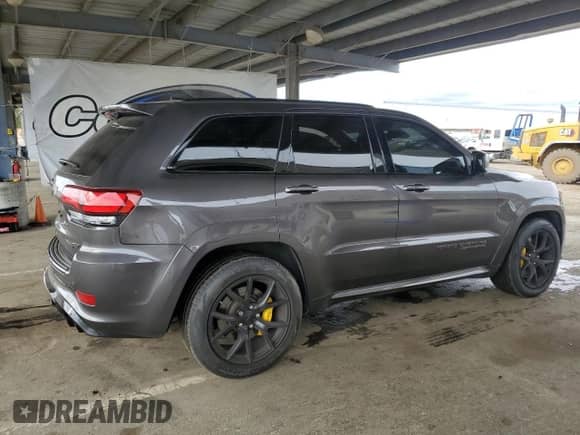 2020 Jeep Grand Cherokee Trackhawk with VIN 1C4RJFN97LC397563, listed as a Copart auction lot 72015855 with 35,293 mi miles and Clean title. Bid and sale history available at DreamBid. Image 3.