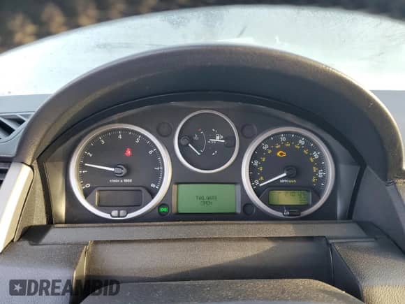 2008 Land Rover Range Rover Sport HSE with VIN SALSK25458A121731, listed as a Copart auction lot 82386915 with 210,126 mi miles and Clean title. Bid and sale history available at DreamBid. Image 9.