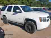 2008 Chevrolet Tahoe 1LT z VIN 1GNFK13098R278495, wystawiony jako IAAI lot #43322298 z przebiegiem 125 716 mil mil oraz . Historia ofert i sprzedaży dostępna na DreamBid. Obrazek 1.