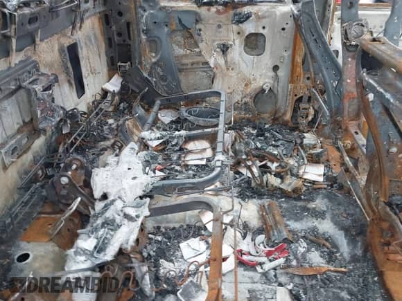 2021 Chevrolet Silverado 2500HD Work Truck z VIN 1GB1YLE76MF219458, wystawiony jako IAAI lot #42163992 z przebiegiem Nie podano mil oraz . Historia ofert i sprzedaży dostępna na DreamBid. Obrazek 8.