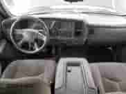 2007 Chevrolet Silverado 1500 LT1 with VIN 1GCEC19X37Z124319, listed as a Copart auction lot 85696945 with 306,013 mi miles and Salvage title. Bid and sale history available at DreamBid. Image 8.