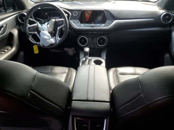 2020 Chevrolet Blazer LT z VIN 3GNKBJR44LS590755, wystawiony jako Copart lot #59496425 z przebiegiem 90 708 mil mil oraz Szkoda całkowita • Salvage title. Historia ofert i sprzedaży dostępna na DreamBid. Obrazek 8.