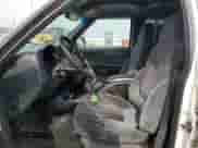 2001 Chevrolet S-10 LS с VIN 1GCDT13WX1K178759, выставлен на аукционе Copart как лот 84771365 с пробегом Не указан миль и Списание • Salvage title. История ставок и продаж доступна на DreamBid. Изображение 7.