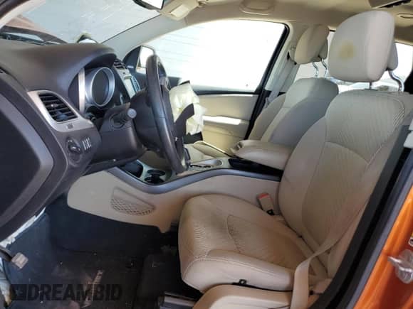 2011 Dodge Journey Crew with VIN 3D4PG3FG5BT521840, listed as a Copart auction lot 66832595 with 111,577 mi miles and Salvage title. Bid and sale history available at DreamBid. Image 7.