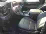 2024 Chevrolet Silverado 1500 ZR2 z VIN 3GCUDHEL2RG194496, wystawiony jako Copart lot #43385785 z przebiegiem 11 312 mil mil oraz Szkoda całkowita • Salvage title. Historia ofert i sprzedaży dostępna na DreamBid. Obrazek 7.