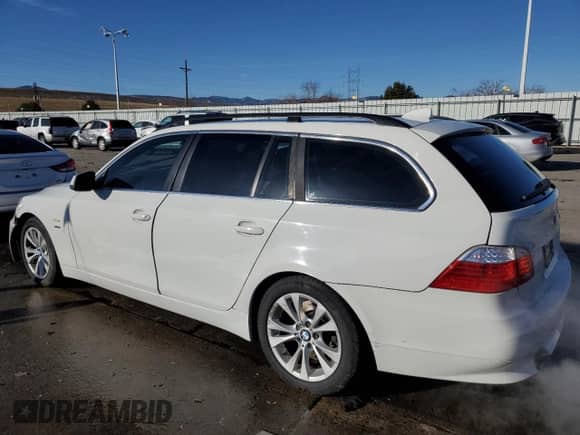 2010 BMW 5 Series 535i xDrive с VIN WBAPT7C53AC238007, выставлен на аукционе Copart как лот 84875514 с пробегом 173 568 миль миль и Списание • Salvage title. История ставок и продаж доступна на DreamBid. Изображение 2.