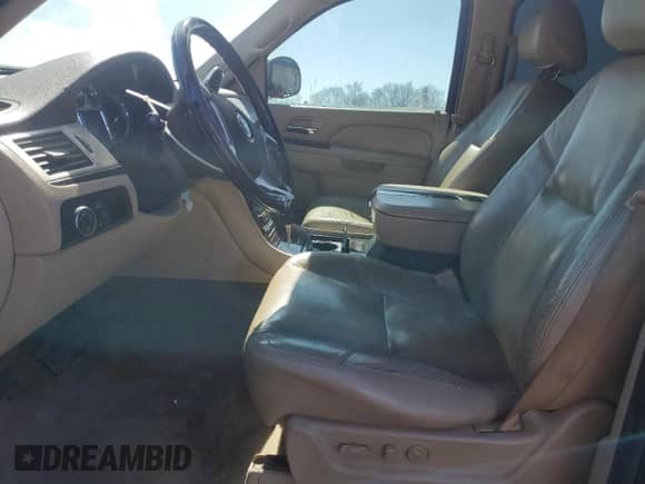 2010 Cadillac Escalade ESV Premium with VIN 1GYUKJEF4AR112581, listed as a Copart auction lot 50363955 with 209,412 mi miles and Non repairable. Bid and sale history available at DreamBid. Image 7.