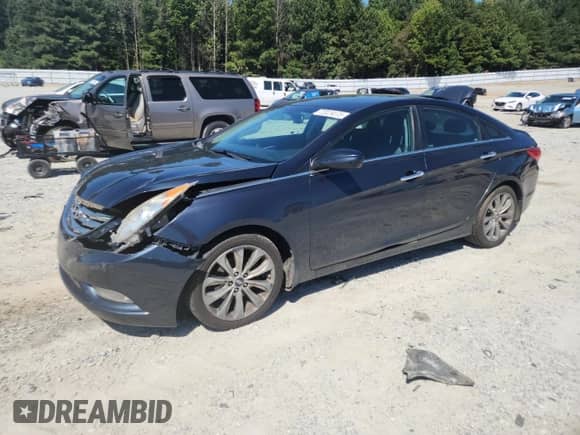 2012 Hyundai Sonata SE с VIN 5NPEC4AB8CH341061, выставлен на аукционе Copart как лот 72029275 с пробегом 208 704 миль миль и Списание • Salvage title. История ставок и продаж доступна на DreamBid. Изображение 1.