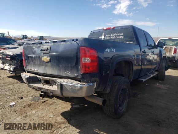 2011 Chevrolet Silverado 2500HD LTZ с VIN 1GC1KYC80BF148759, выставлен на аукционе Copart как лот 49766475 с пробегом Не указан миль и Списание • Salvage title. История ставок и продаж доступна на DreamBid. Изображение 3.