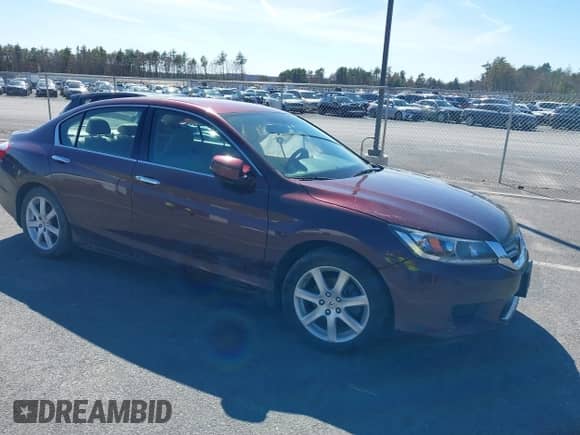 2014 Honda Accord with VIN 1HGCR6F36EA003284, listed as a IAAI auction lot 41046652 with 112,731 mi miles and . Bid and sale history available at DreamBid. Image 1.
