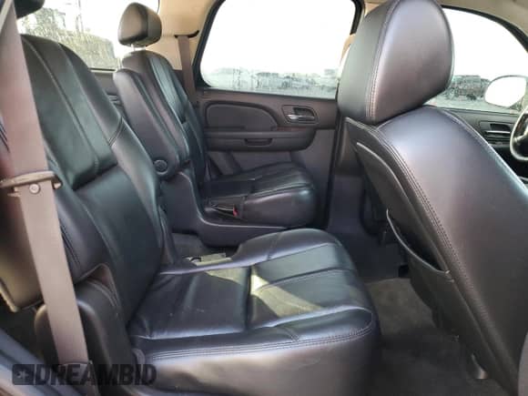 2007 Chevrolet Tahoe LT with VIN 1GNFK13067R209472, listed as a Copart auction lot 84578045 with 208,857 mi miles and Salvage title. Bid and sale history available at DreamBid. Image 11.