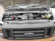 2010 Ford Econoline Cargo Commercial z VIN 1FTNS2EW9ADA49068, wystawiony jako Copart lot #50131214 z przebiegiem 80 902 mil mil oraz Czysty tytuł • Clean title. Historia ofert i sprzedaży dostępna na DreamBid. Obrazek 12.