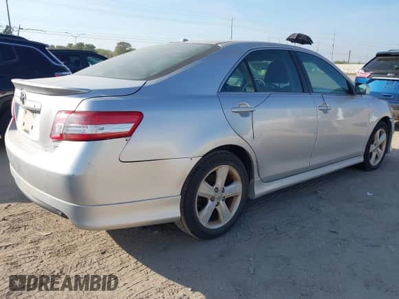 2011 Toyota Camry LE with VIN 4T1BF3EK7BU740980, listed as a IAAI auction lot 43218989 with 210,931 mi miles and . Bid and sale history available at DreamBid. Image 4.