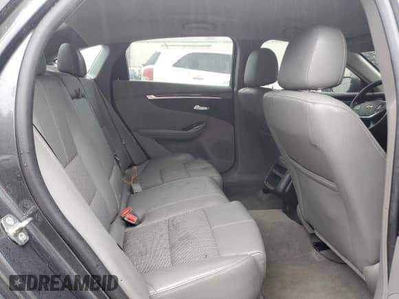 2019 Chevrolet Impala LS z VIN 2G11Y5S32K9138657, wystawiony jako Copart lot #69641105 z przebiegiem Nie podano mil oraz Szkoda całkowita • Salvage title. Historia ofert i sprzedaży dostępna na DreamBid. Obrazek 10.