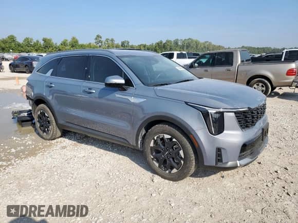 2025 Kia Sorento S с VIN 5XYRL4JC6SG342144, выставлен на аукционе Copart как лот 80446365 с пробегом 3 070 миль миль и Списание • Salvage title. История ставок и продаж доступна на DreamBid. Изображение 4.