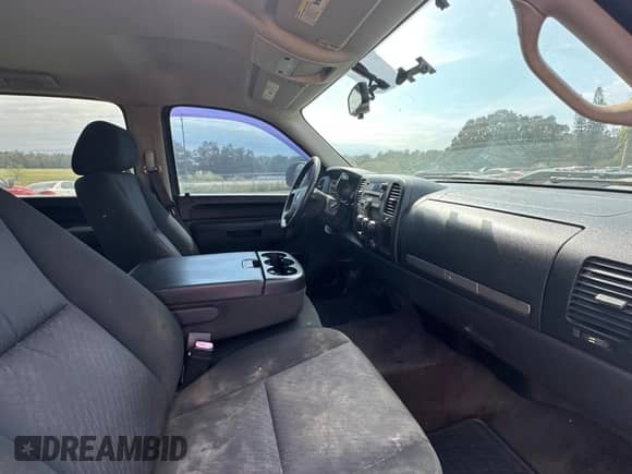 2013 Chevrolet Silverado 1500 LT z VIN 3GCPCSEA9DG215414, wystawiony jako Copart lot #76802894 z przebiegiem 230 791 mil mil oraz Czysty tytuł • Clean title. Historia ofert i sprzedaży dostępna na DreamBid. Obrazek 5.
