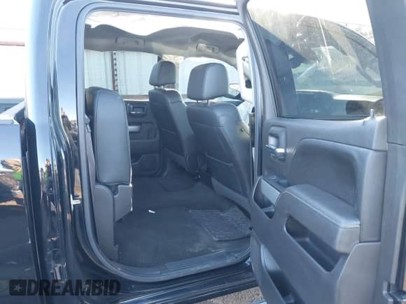 2017 Chevrolet Silverado 1500 LTZ z VIN 3GCUKSEJ2HG286384, wystawiony jako IAAI lot #40919828 z przebiegiem 105 537 mil mil oraz . Historia ofert i sprzedaży dostępna na DreamBid. Obrazek 8.