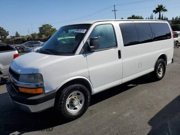 2013 Chevrolet Express Passenger 1LT с VIN 1GAZGYFG7D1130758, выставлен на аукционе Copart как лот 59625915 с пробегом 152 806 миль миль и Списание • Salvage title. История ставок и продаж доступна на DreamBid. Изображение 1.