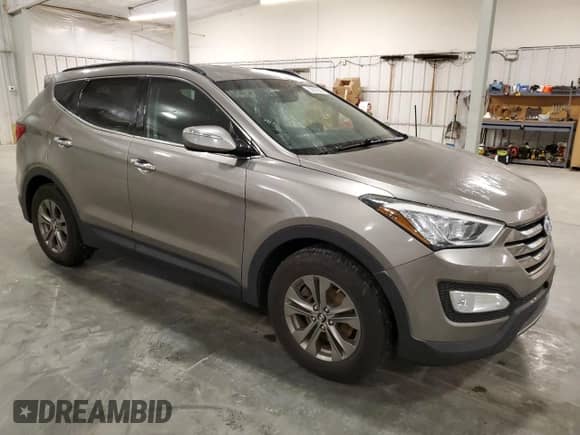 2014 Hyundai Santa Fe с VIN 5XYZUDLB2EG211699, выставлен на аукционе Copart как лот 82019645 с пробегом 174 567 миль миль и Чистый • Clean title. История ставок и продаж доступна на DreamBid. Изображение 4.