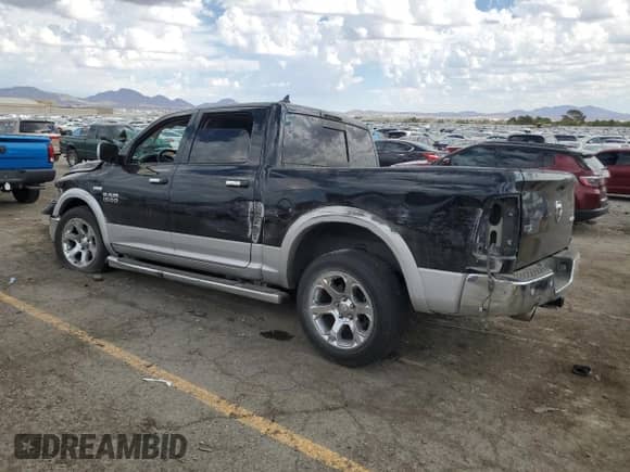 2014 Ram 1500 Laramie z VIN 1C6RR7NT2ES254918, wystawiony jako Copart lot #81839855 z przebiegiem 217 411 mil mil oraz Szkoda całkowita • Salvage title. Historia ofert i sprzedaży dostępna na DreamBid. Obrazek 2.
