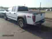 2007 Chevrolet Colorado 2LT z VIN 1GCDS13E178204780, wystawiony jako IAAI lot #42428452 z przebiegiem 360 443 mil mil oraz . Historia ofert i sprzedaży dostępna na DreamBid. Obrazek 3.