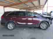 2019 Kia Sorento LX с VIN 5XYPGDA34KG434770, выставлен на аукционе IAAI как лот 43278473 с пробегом Не указан миль и . История ставок и продаж доступна на DreamBid. Изображение 13.