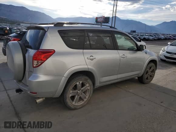 2008 Toyota RAV4 Sport with VIN JTMBK32V585048993, listed as a Copart auction lot 72039765 with 174,155 mi miles and Salvage title. Bid and sale history available at DreamBid. Image 3.