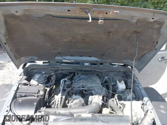 2014 Jeep Wrangler Sahara с VIN 1C4AJWBG5EL141201, выставлен на аукционе IAAI как лот 42873077 с пробегом 111 632 миль миль и . История ставок и продаж доступна на DreamBid. Изображение 10.