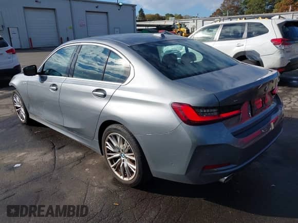 2024 BMW 3 Series 330i xDrive with VIN 3MW89FF04R8E20508, listed as a IAAI auction lot 43484691 with 3,206 mi miles and . Bid and sale history available at DreamBid. Image 3.