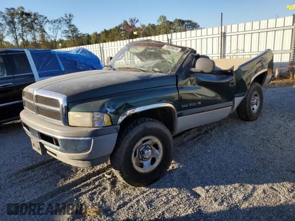 2000 Dodge 1500 with VIN 1B7HF16Y5YS564988, listed as a Copart auction lot 73926634 with Not provided miles and Salvage title. Bid and sale history available at DreamBid. Image 1.
