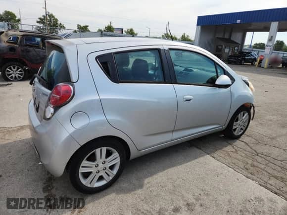 2014 Chevrolet Spark LS с VIN KL8CB6S94EC579708, выставлен на аукционе Copart как лот 66388055 с пробегом 169 990 миль миль и Списание • Salvage title. История ставок и продаж доступна на DreamBid. Изображение 3.