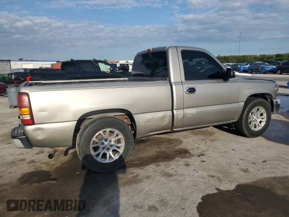 2002 GMC Sierra 1500 z VIN 1GTEC14W02Z254484, wystawiony jako Copart lot #68341995 z przebiegiem 212 814 mil mil oraz Szkoda całkowita • Salvage title. Historia ofert i sprzedaży dostępna na DreamBid. Obrazek 3.