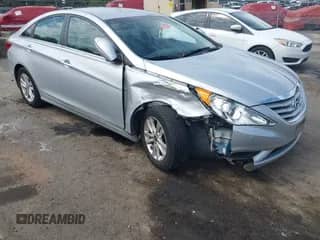 2012 Hyundai Sonata GLS with VIN 5NPEB4AC0CH473310, listed as a IAAI auction lot 43233568 with 40,028 mi miles and . Bid and sale history available at DreamBid. Image 1.