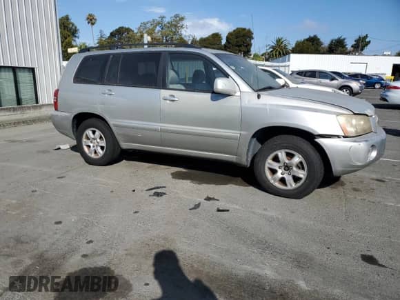 2003 Toyota Highlander с VIN JTEGD21A930058016, выставлен на аукционе Copart как лот 69702995 с пробегом 265 700 миль миль и Списание • Salvage title. История ставок и продаж доступна на DreamBid. Изображение 4.