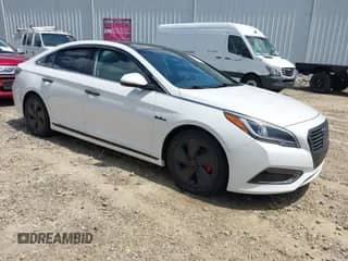 2016 Hyundai Sonata Limited with VIN KMHE34L16GA020231, listed as a IAAI auction lot 42755964 with 133,564 mi miles and . Bid and sale history available at DreamBid. Image 1.