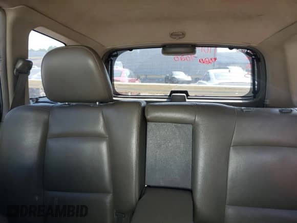 2004 Hyundai Santa Fe GLS с VIN KM8SC73E14U787020, выставлен на аукционе Copart как лот 65078785 с пробегом 188 301 миль миль и Списание • Salvage title. История ставок и продаж доступна на DreamBid. Изображение 10.