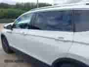 2024 Volkswagen Tiguan SE с VIN 3VVMB7AX3RM055215, выставлен на аукционе IAAI как лот 43024036 с пробегом 11 752 миль миль и . История ставок и продаж доступна на DreamBid. Изображение 14.