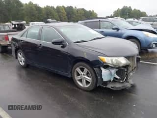 2014 Toyota Camry SE with VIN 4T1BF1FK1EU371069, listed as a IAAI auction lot 43332630 with 168,615 mi miles and . Bid and sale history available at DreamBid. Image 1.