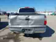 2006 Toyota Tundra SR5 с VIN 5TBET34116S517758, выставлен на аукционе IAAI как лот 43457244 с пробегом 148 011 миль миль и . История ставок и продаж доступна на DreamBid. Изображение 17.