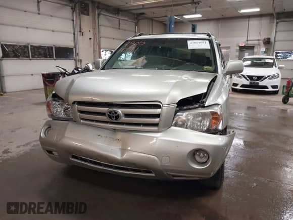 2007 Toyota Highlander с VIN JTEGP21A770138802, выставлен на аукционе IAAI как лот 43051091 с пробегом 209 594 миль миль и . История ставок и продаж доступна на DreamBid. Изображение 6.
