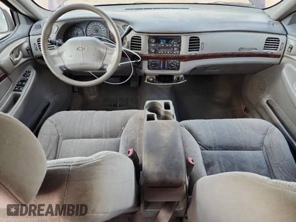 2003 Chevrolet Impala z VIN 2G1WF52E839138564, wystawiony jako Copart lot #71697955 z przebiegiem 210 131 mil mil oraz Szkoda całkowita • Salvage title. Historia ofert i sprzedaży dostępna na DreamBid. Obrazek 8.