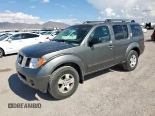 2006 Nissan Pathfinder LE z VIN 5N1AR18W16C605320, wystawiony jako Copart lot #65230775 z przebiegiem 203 426 mil mil oraz Czysty tytuł • Clean title. Historia ofert i sprzedaży dostępna na DreamBid. Obrazek 1.