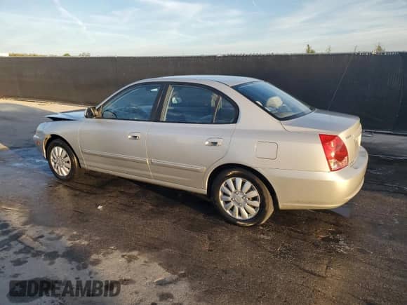 2005 Hyundai Elantra GLS с VIN KMHDN46D75U121902, выставлен на аукционе Copart как лот 89638425 с пробегом 157 879 миль миль и Списание • Salvage title. История ставок и продаж доступна на DreamBid. Изображение 2.