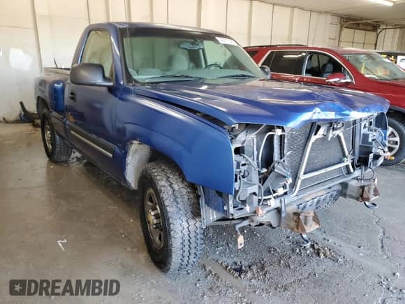2003 Chevrolet Silverado 1500 LS with VIN 1GCEK14V93Z284241, listed as a Copart auction lot 42791325 with 199,776 mi miles and Salvage title. Bid and sale history available at DreamBid. Image 4.