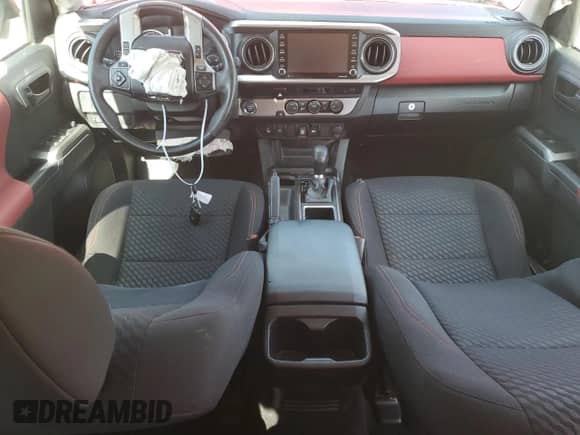 2023 Toyota Tacoma SR5 z VIN 3TYAZ5CNXPT037969, wystawiony jako Copart lot #90116075 z przebiegiem 50 036 mil mil oraz Nie do naprawy • Non repairable. Historia ofert i sprzedaży dostępna na DreamBid. Obrazek 8.
