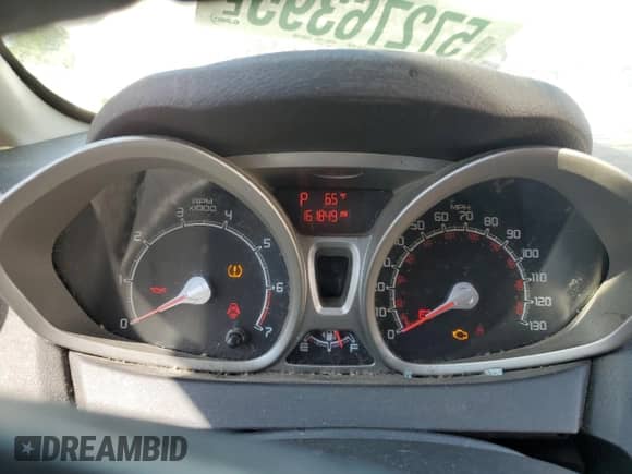 2011 Ford Fiesta SES with VIN 3FADP4FJ5BM200284, listed as a Copart auction lot 57276395 with 161,849 mi miles and Salvage title. Bid and sale history available at DreamBid. Image 9.