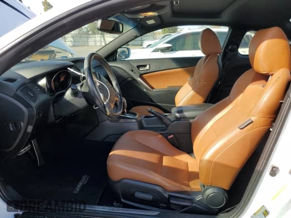 2015 Hyundai Genesis Coupe Ultimate with VIN KMHHU6KJ1FU128762, listed as a Copart auction lot 43409625 with 101,912 mi miles and Salvage title. Bid and sale history available at DreamBid. Image 7.