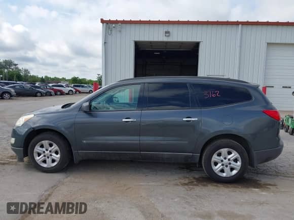 2009 Chevrolet Traverse LS с VIN 1GNEV13D19S155211, выставлен на аукционе IAAI как лот 42593162 с пробегом 164 147 миль миль и . История ставок и продаж доступна на DreamBid. Изображение 15.
