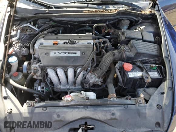 2007 Honda Accord LX z VIN 1HGCM56497A175944, wystawiony jako Copart lot #52051655 z przebiegiem 108 748 mil mil oraz Czysty tytuł • Clean title. Historia ofert i sprzedaży dostępna na DreamBid. Obrazek 11.