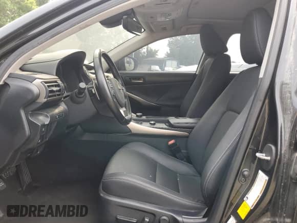 2019 Lexus IS 300 z VIN JTHBA1D23K5092328, wystawiony jako Copart lot #67962885 z przebiegiem 34 245 mil mil oraz Szkoda całkowita • Salvage title. Historia ofert i sprzedaży dostępna na DreamBid. Obrazek 7.